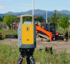 Trimble X7 scanner in the field. (Photo: Trimble)